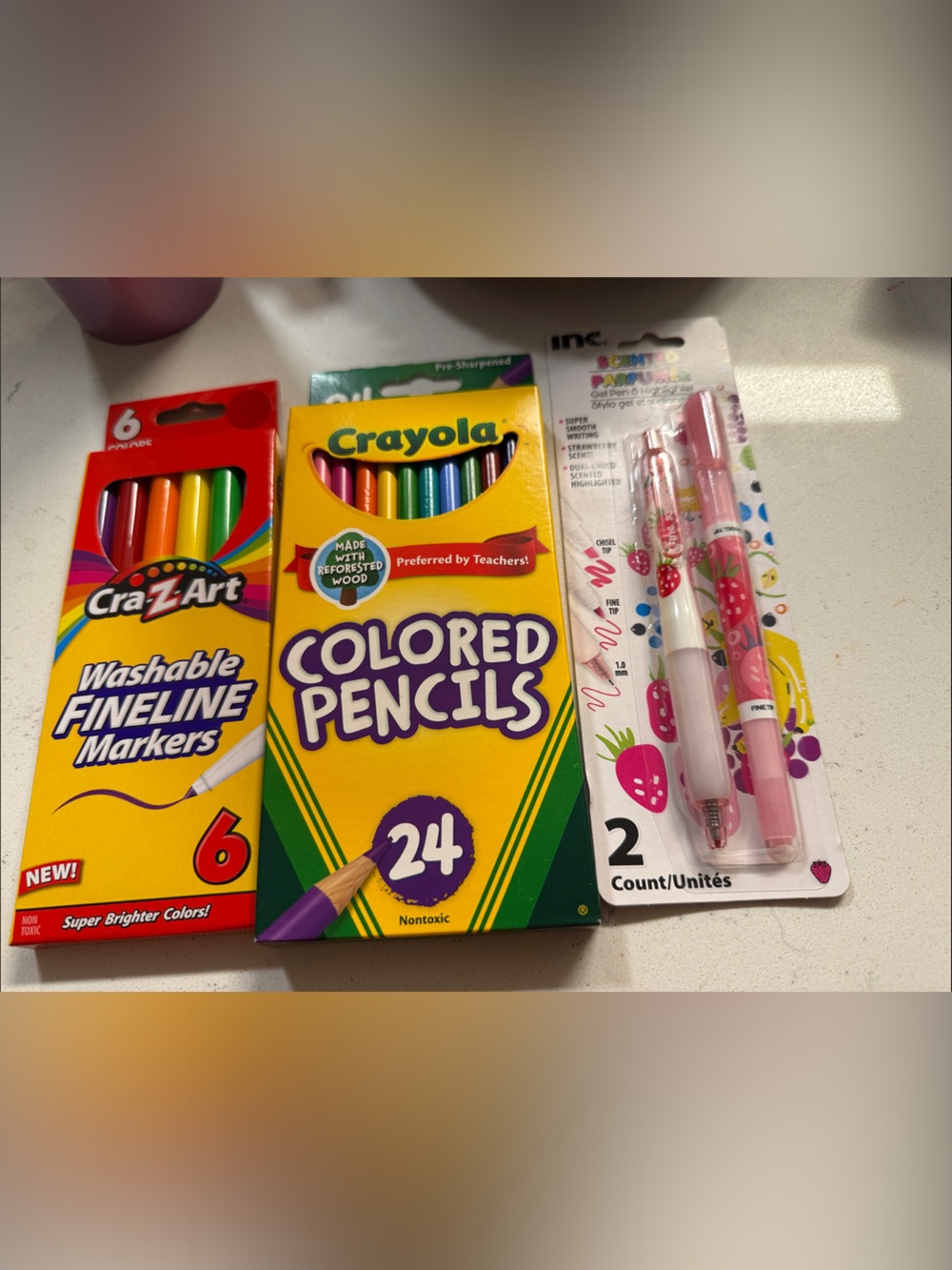 BACK TO CAMPUS🍏 Crayola Colored Pencils Washable Markers, and Strawberry Scented